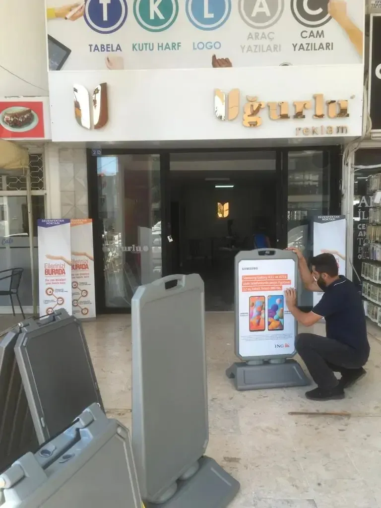 Antalya reklam tabela malzeme seçimi: Alüminyum, pleksiglas